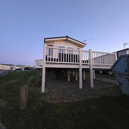 Reighton Sands Beechrise 53 * Speeton
